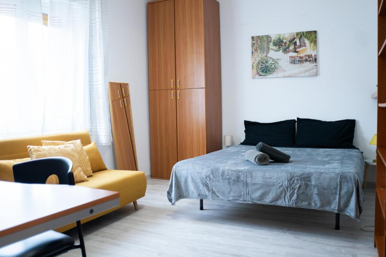 Nonna Pina Guest House Moderno Appartamento Vicino Metro AWifi,Netflix روما المظهر الخارجي الصورة