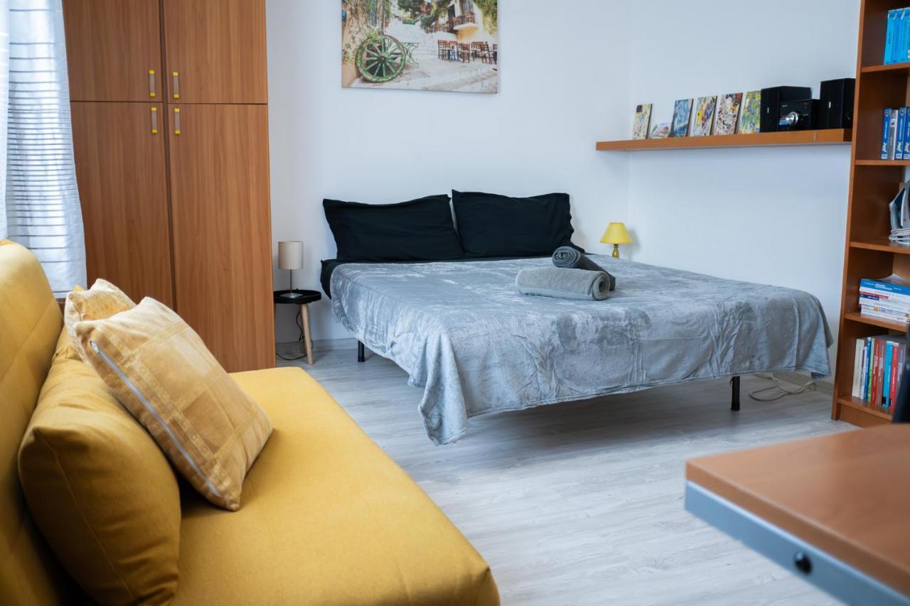 Nonna Pina Guest House Moderno Appartamento Vicino Metro AWifi,Netflix روما المظهر الخارجي الصورة